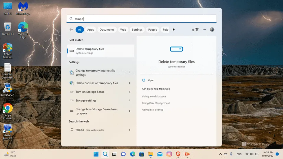 delete the previous version of Windows
