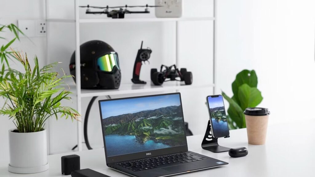 windows 10 security through 2027 landscape Secure laptop workspace for using Windows 10 safely through 2027